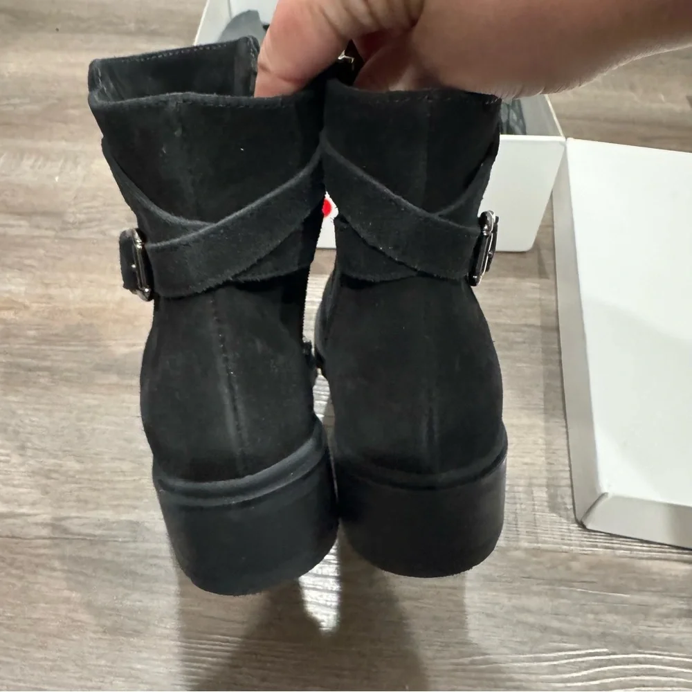 La Canadienne Shai Black Suede Bootie Boots